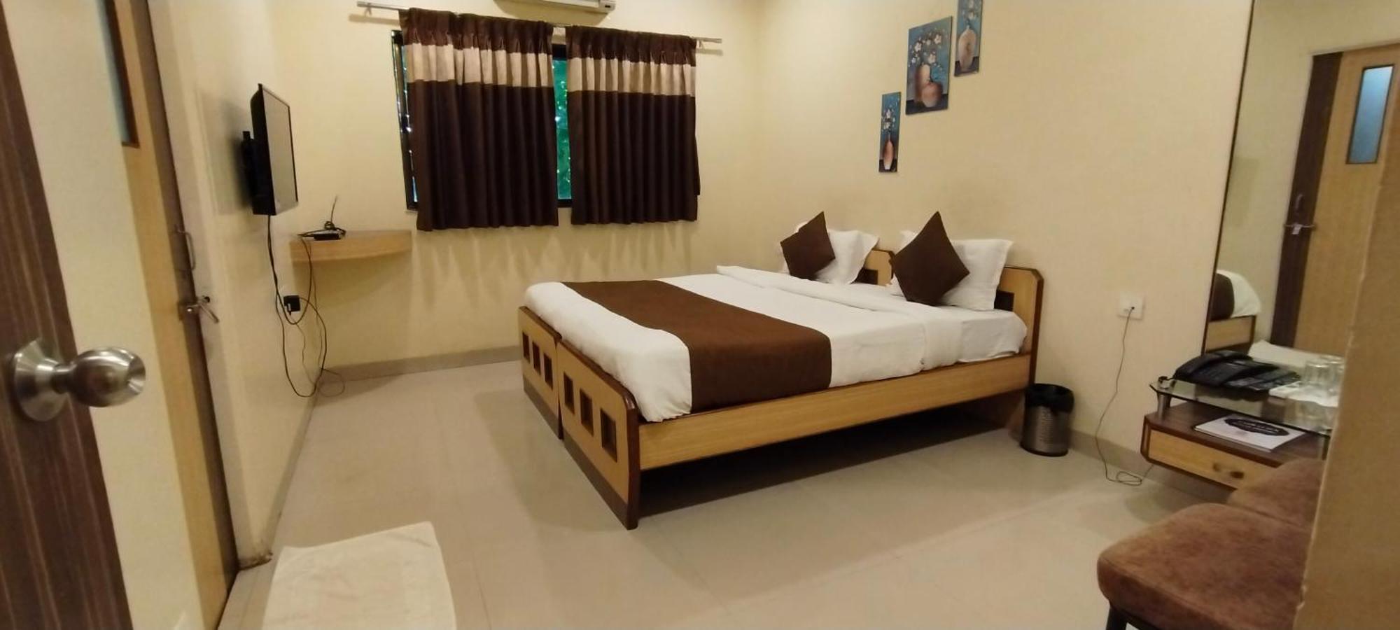 Aquarius Resort Gorhe Khurd Экстерьер фото